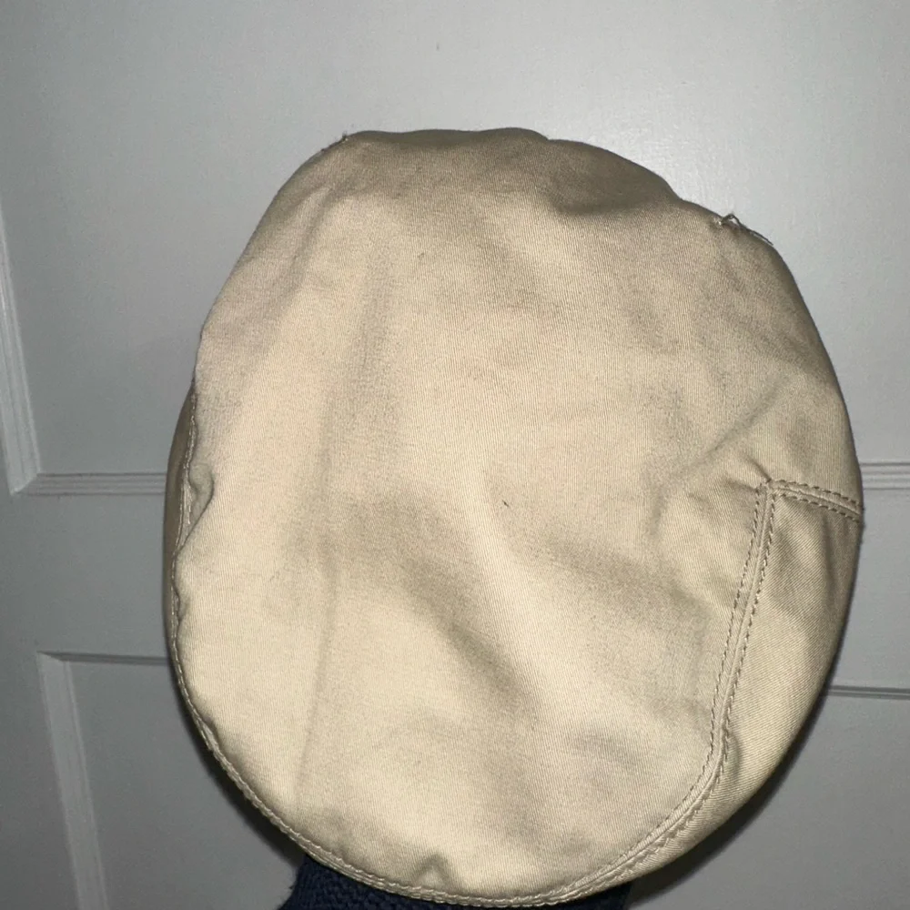 Prada Classic Tan Flat Cap - Picture 4 of 16